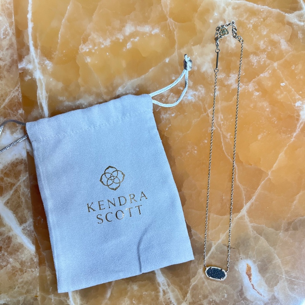 Kendra scott dark gray necklace silver